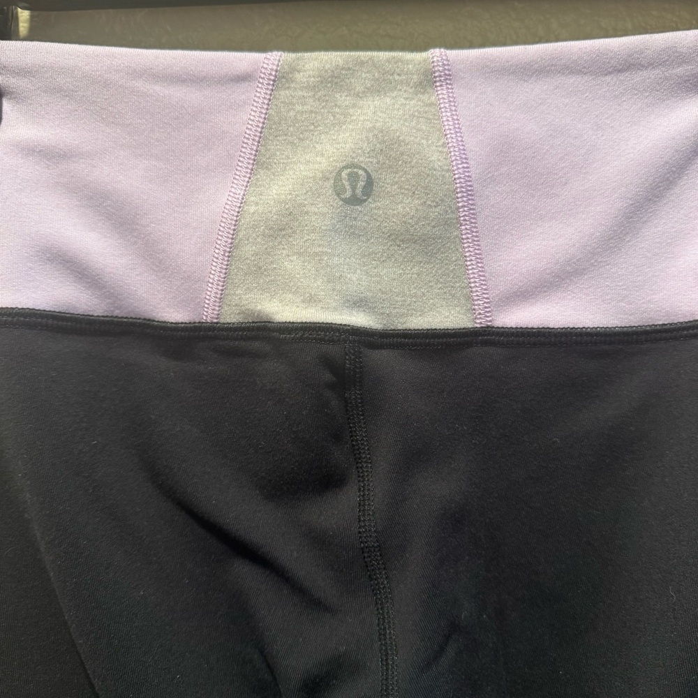 Lululemon Embody Crop Leggings size 6 - Picture 6 of 8